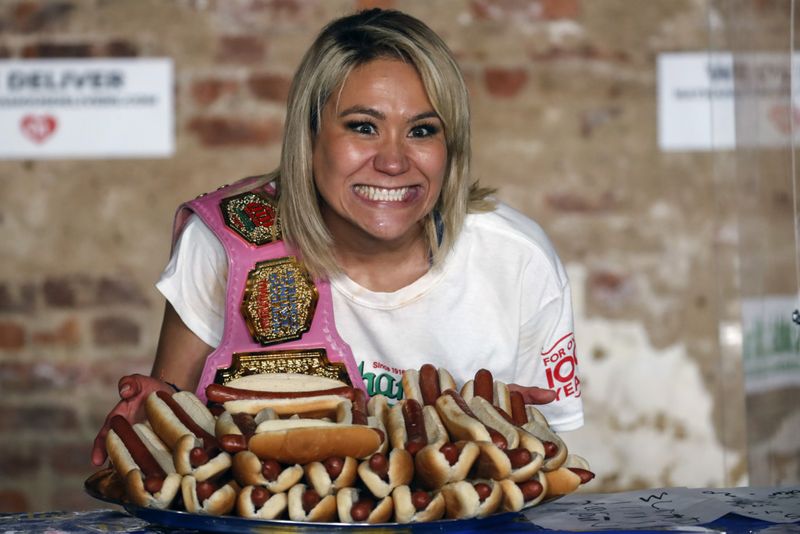 Copy of Hot_Dog_Eating_Contest_91550.jpg-6adf0~1-1593947537183