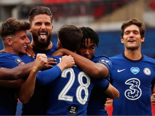 Chelsea celebrate Olivier Giroud's opener against Manchester United in the FA Cup semi-final