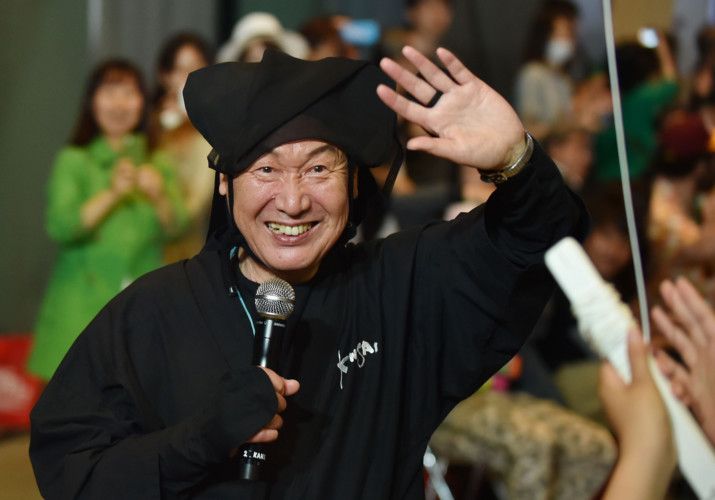 Kansai Yamamoto, Designer With Ziggy Stardust as a Client, Dies at