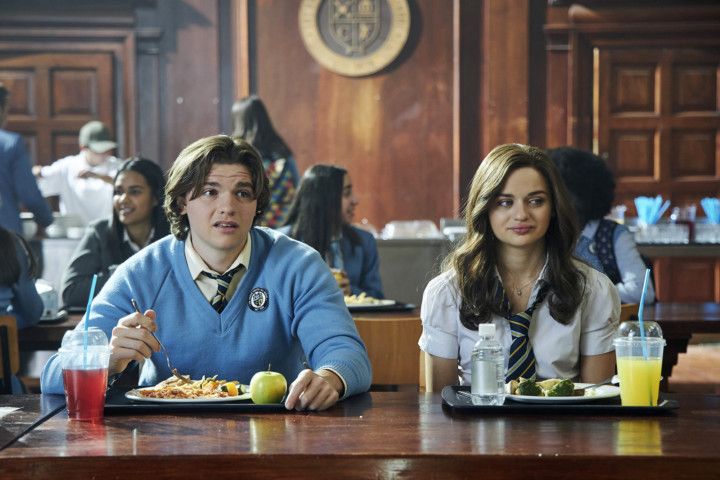 Joel Courtney and Joey King in Kissing Booth 2-1596544104462