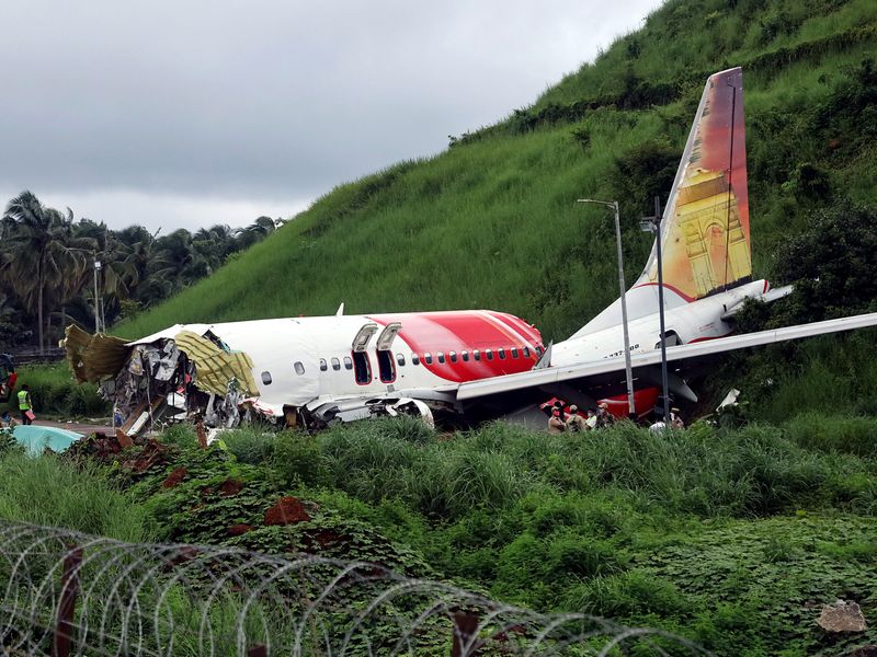 Dubai-Kerala Air India mishap: Meet hero who helped rescue crash victims