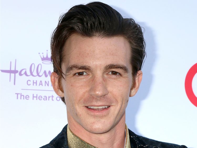 Bell who is dating drake Drake Bell