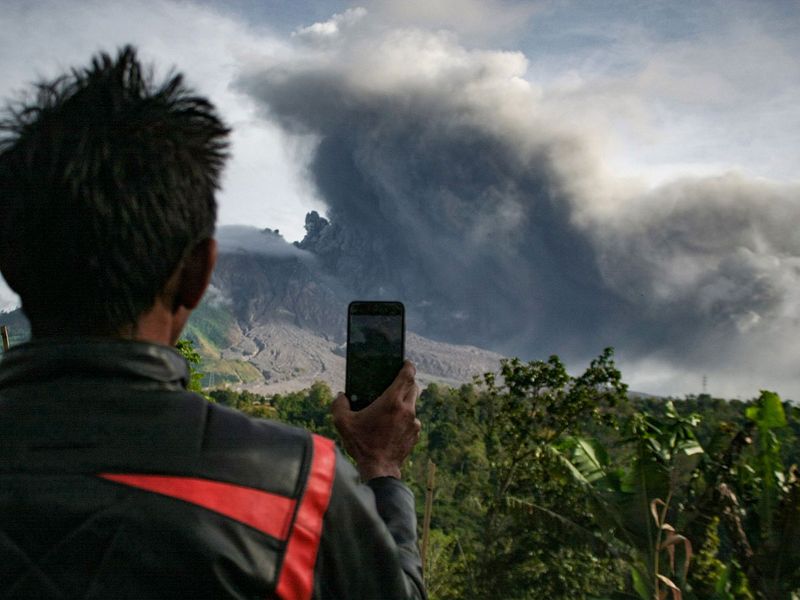 Indonesia's Mt Sinabung erupts again