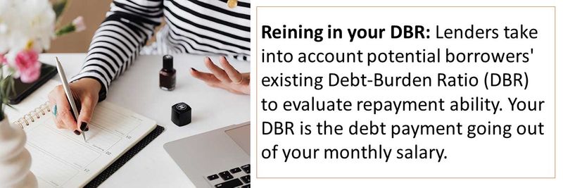 Tips to avoid heavy debts in UAE