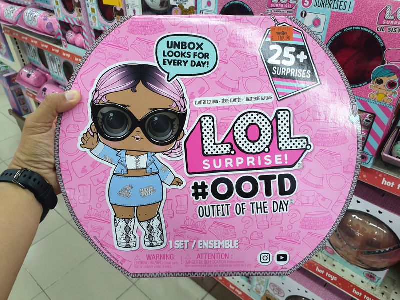 LOL Dolls are sold in opaque packaging