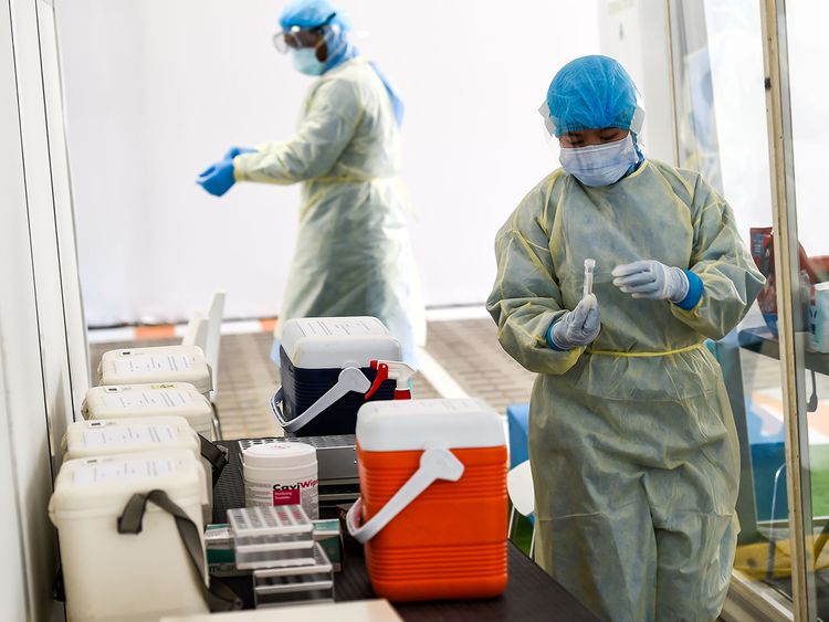 COVID-19: UAE reports 298 new coronavirus cases, 678 recoveries, 0 deaths |  Health – Gulf News