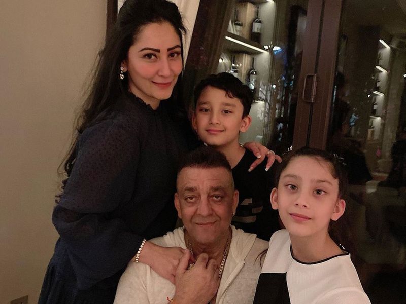 sanjay dutt and family