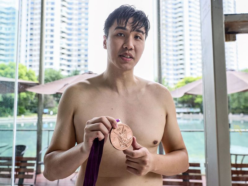 China Olympic swimmer