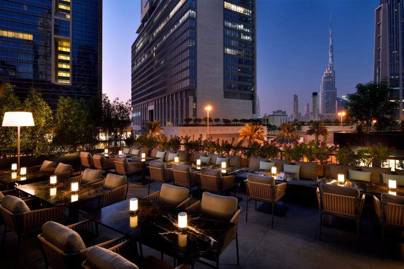 Robertos Dubai terrace