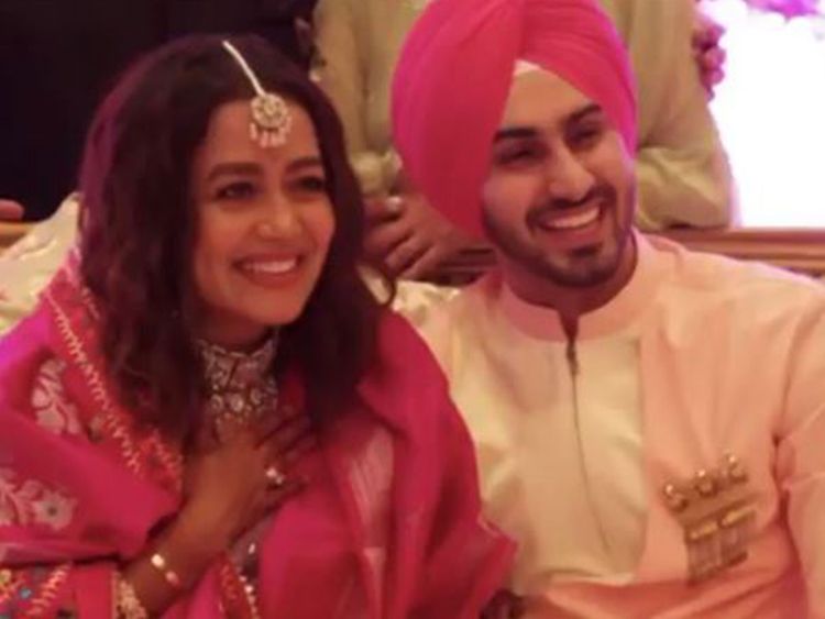 Neha Kakkar made husband Rohanpreet unfollow his ex-girlfriend, shares  story behind song Ex Calling – India TV