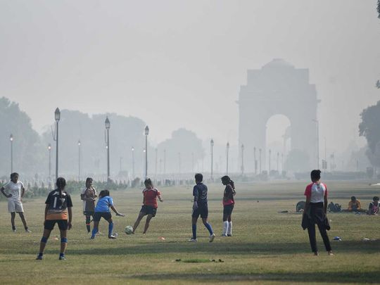 India Gate smog Delhi 