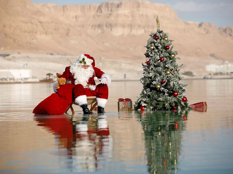 Santa Claus Dead Sea gallery 
