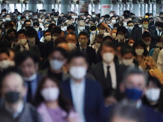 Japan train subway mask covid