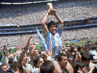 Maradona's family opposes sale of 1986 World Cup trophy