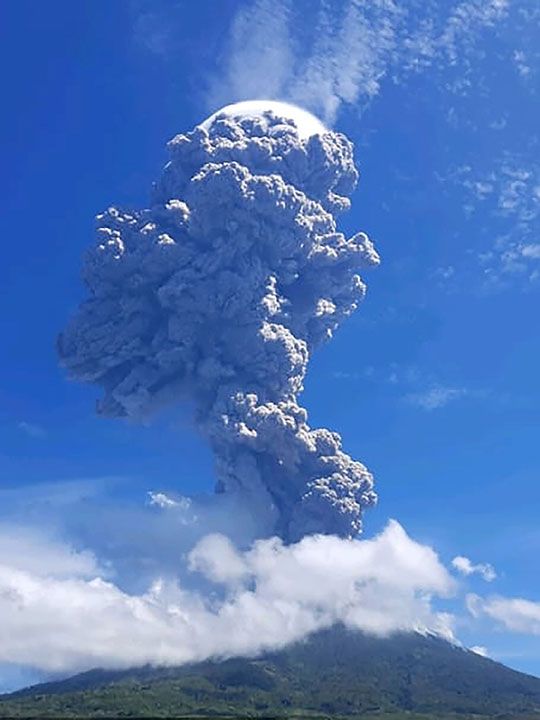 Indonesia volcano Mount Ili Lewotolok