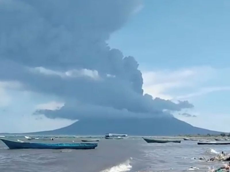Indonesia volcano Mount Ili Lewotolok
