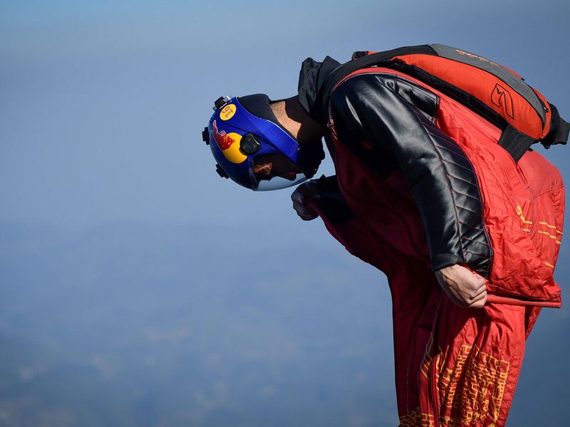 Meet the wingsuit jumper bringing the 'cool' to Chinese sport