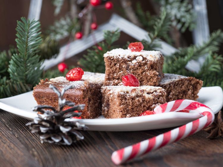 Christmas Cake Fudge (Fudge Factory) 2kg | Monmore Confectionery