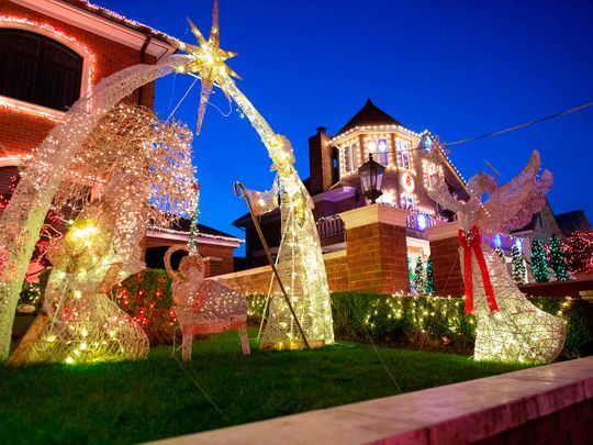 Despite COVID-19, Brooklyn neighbourhood still a flashy Christmas ...