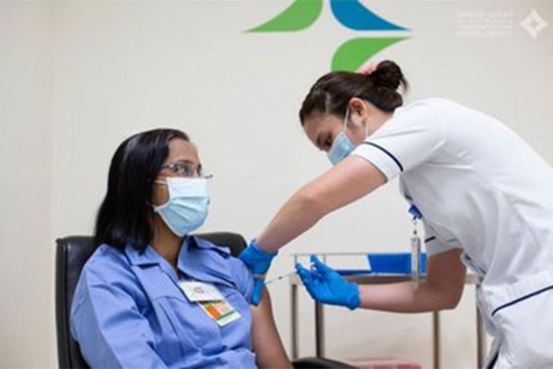 Dubai begins COVID-19 vaccination campaign