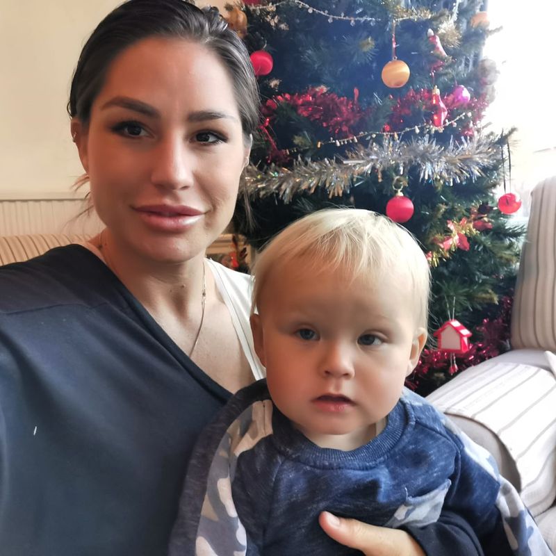 Alexandra and her son Jenson returning early-1608815205910
