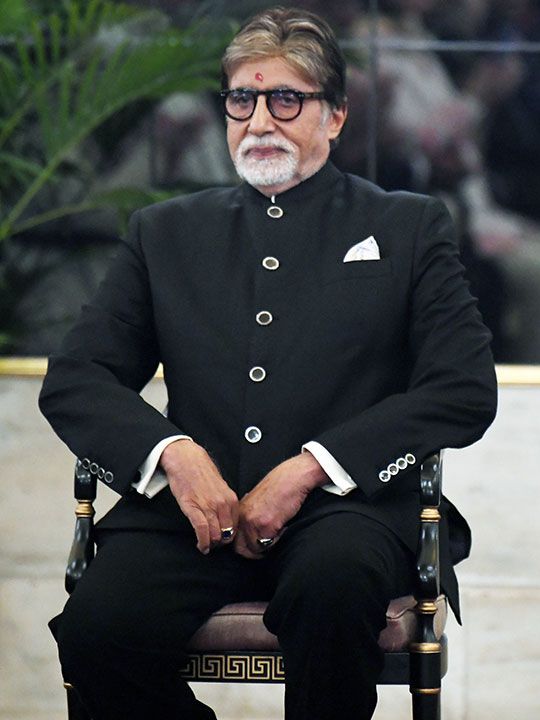 Amitabh Bachchan waits before receiving Dadasaheb Phalke Award from President Ram Nath Kovind at Rashtrapati Bhavan in New Delhi on Sunday. 