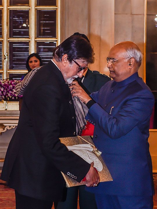 President Ram Nath Kovind presents the Dada Saheb Phalke Award for the year 2018 to veteran Bollywood actor Amitabh Bachchan, conferred for his contribution to the Indian film industry. 