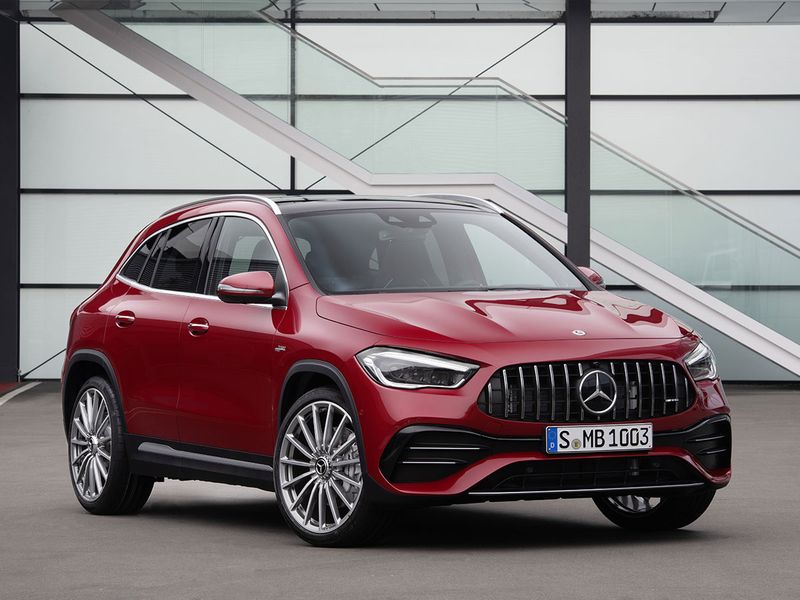 In Images, Updated Mercedes-AMG GLA - gallery News