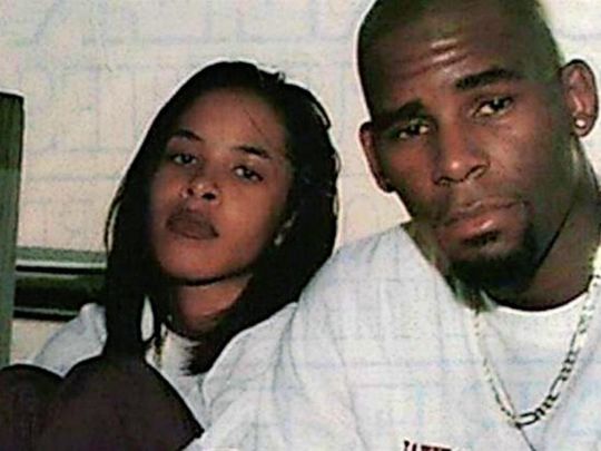 Aaliyah and R. Kelly in Surviving R. Kelly (2019)-1577788110048