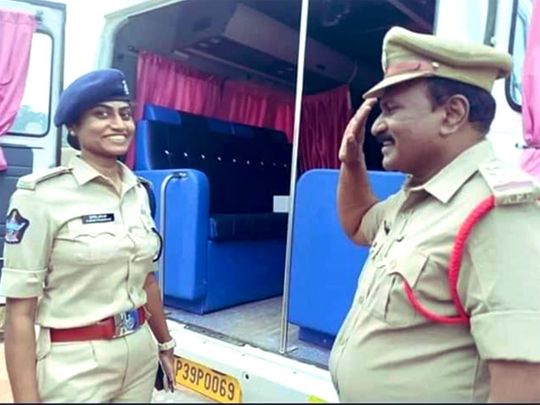 Inspector dad salutes DSP daughter in Tirupati