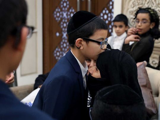 UAE reunites two Jewish families in Abu Dhabi after 21-year separation ...