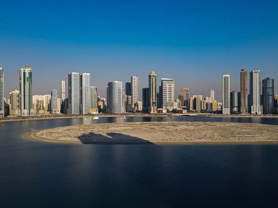 Stock Sharjah Skyline, Al Khan Lagoon