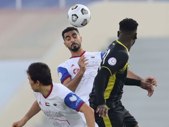 Sharjah defeated Kalba in the Arabian Gulf League
