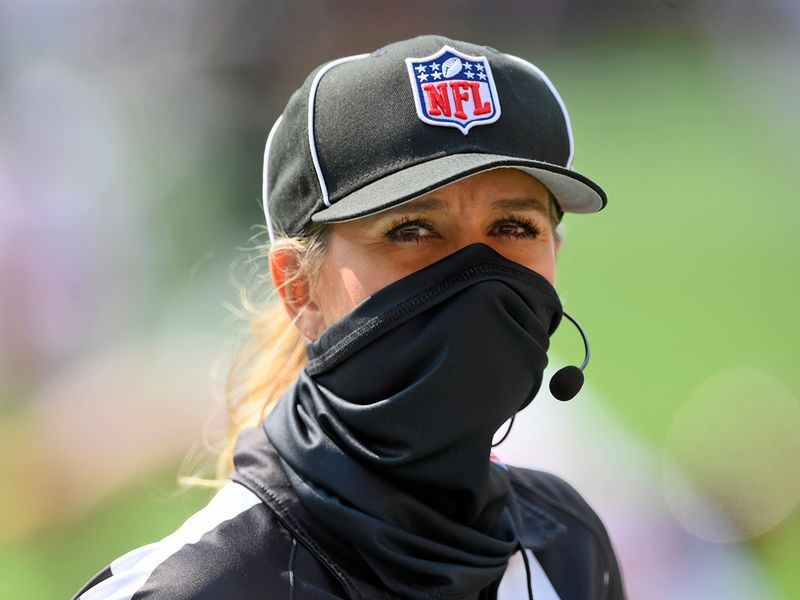 Sarah Thomas will be Super Bowl's first female official in history.