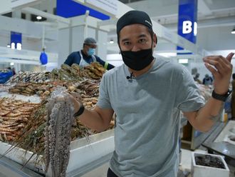 Watch: UAE celebrity chef shows how to pick fresh fish