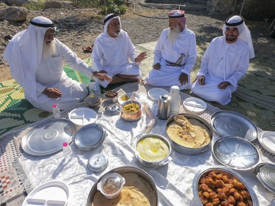 watch-changing-phases-of-emirati-life-in-uae-through-the-eyes-of-a-ras