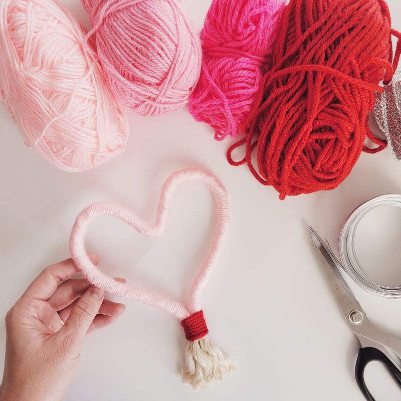Yarn hearts