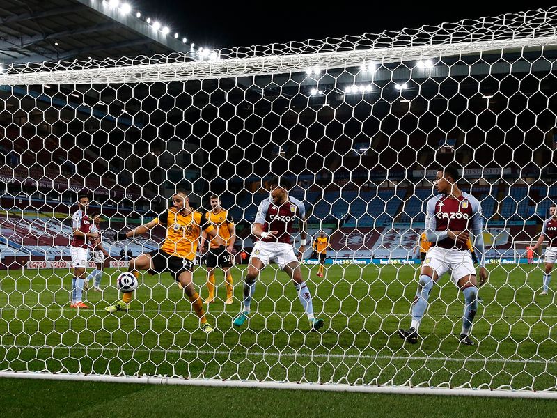 Wolves player Romain Saiss' astonishing miss against Aston Villa.