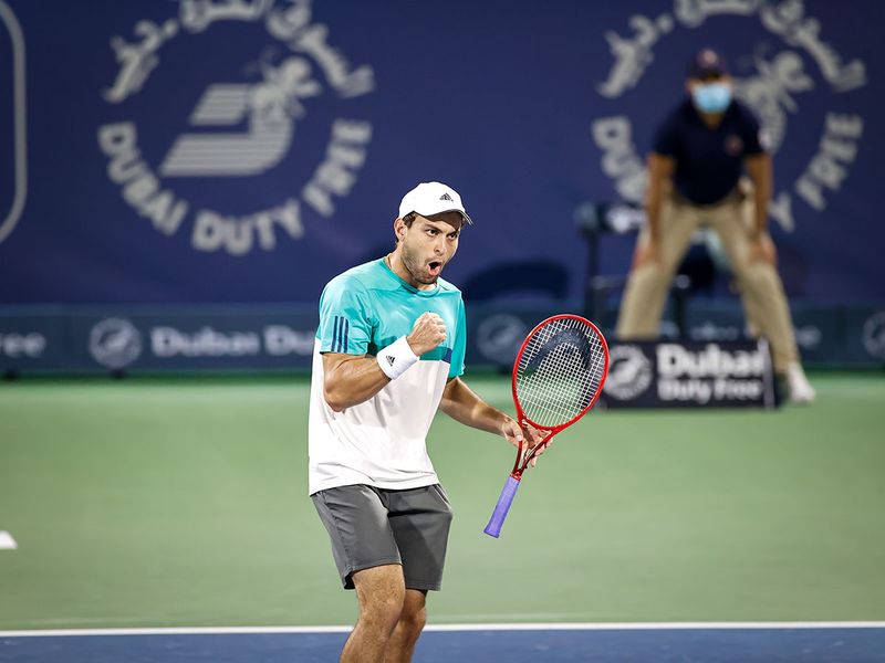 Aslan Karatsev wins in Dubai