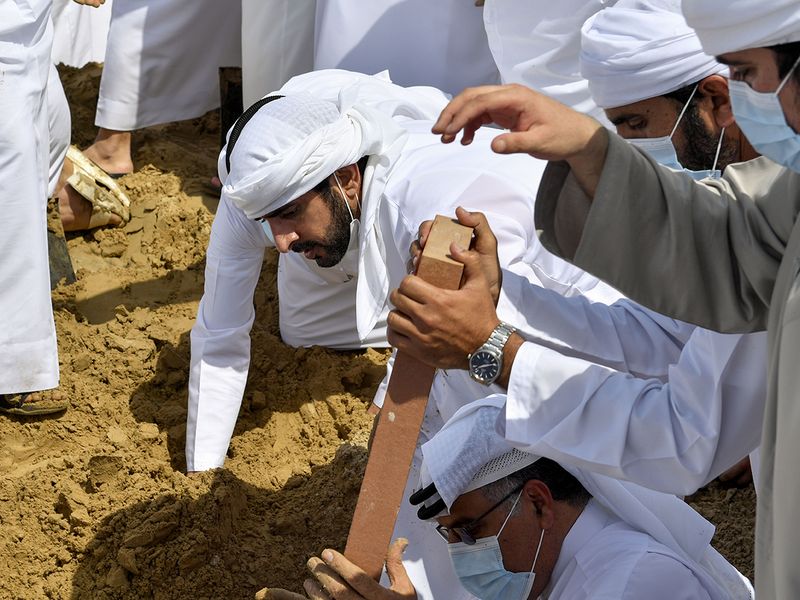 Sheikh Hamdan Funeral and burial