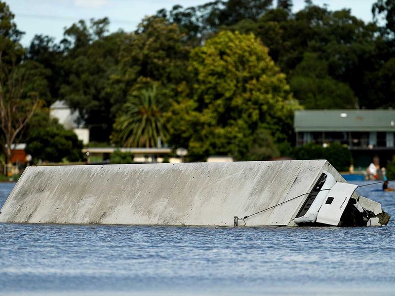 TRuck trailer australia flood