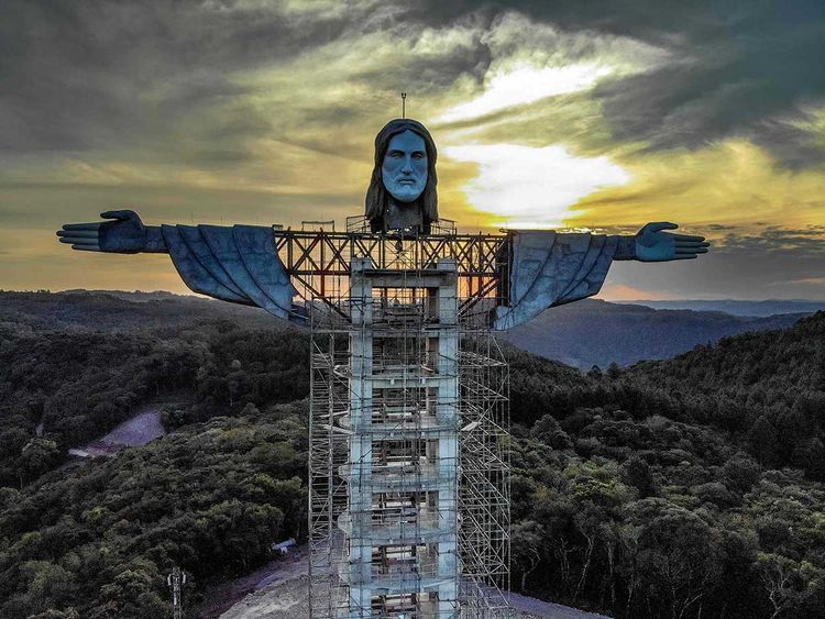 New statue in Suzano, Brazil. : r/TheSilphRoad