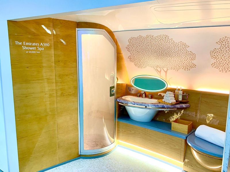 First class shower emirates