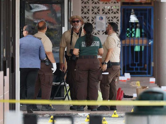 Jo Khas Florida Shooting Two Dead Up To 25 Wounded In Shooting At