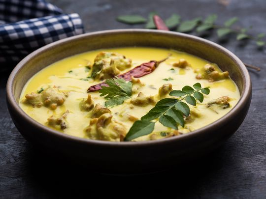 dahi-pakora-curry