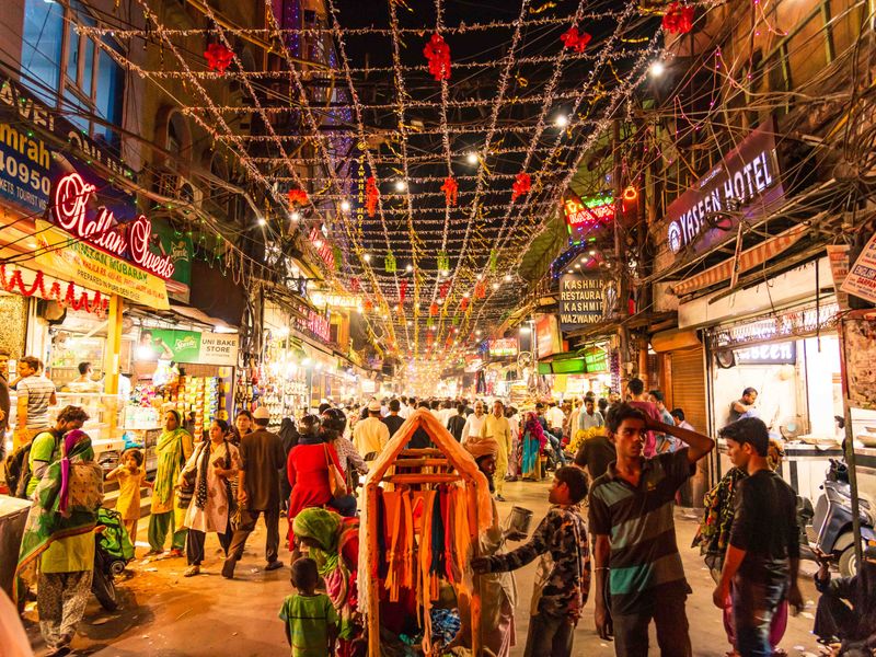 Urdu Bazaar in Old Delhi