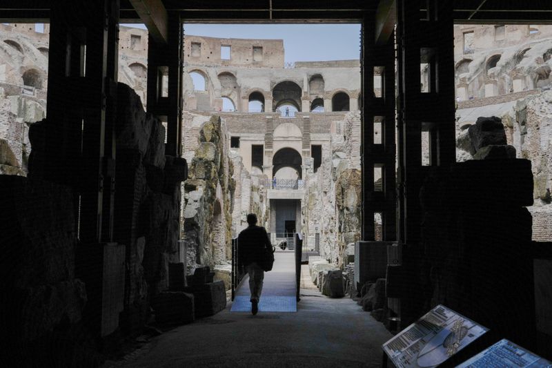 Copy of Italy_Art_Colosseum_Underground_96487.jpg-9892a-1624716728915