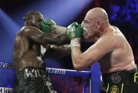 Copy of Fury_Wilder_III_Postponed_Boxing_25755.jpg-bd9aa-1625822274188