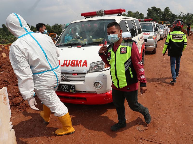 Indonesia ambulance guides