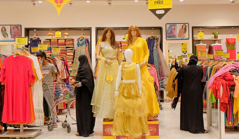 Shoppers at Lulu Shopping Mall at Qusais in Dubai on the occasion of Eid Al Adha. 18th July 2021. 